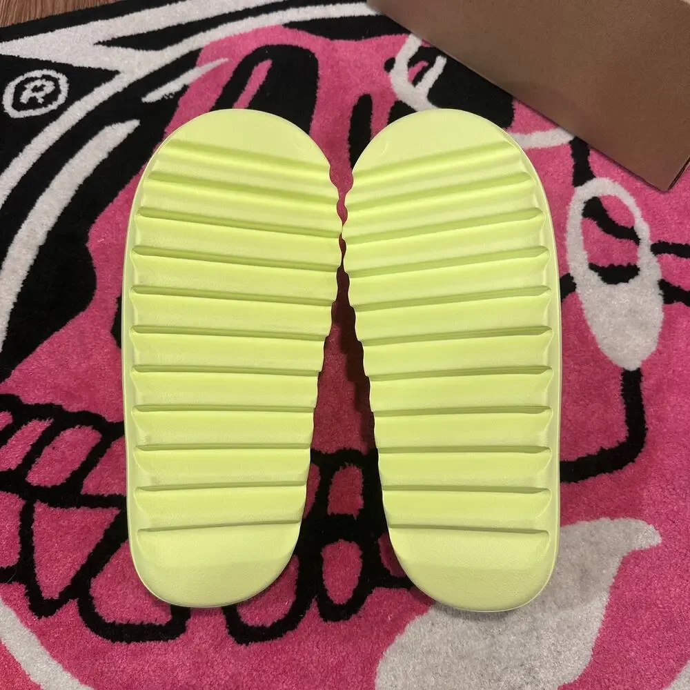 adidas Yeezy Slide 